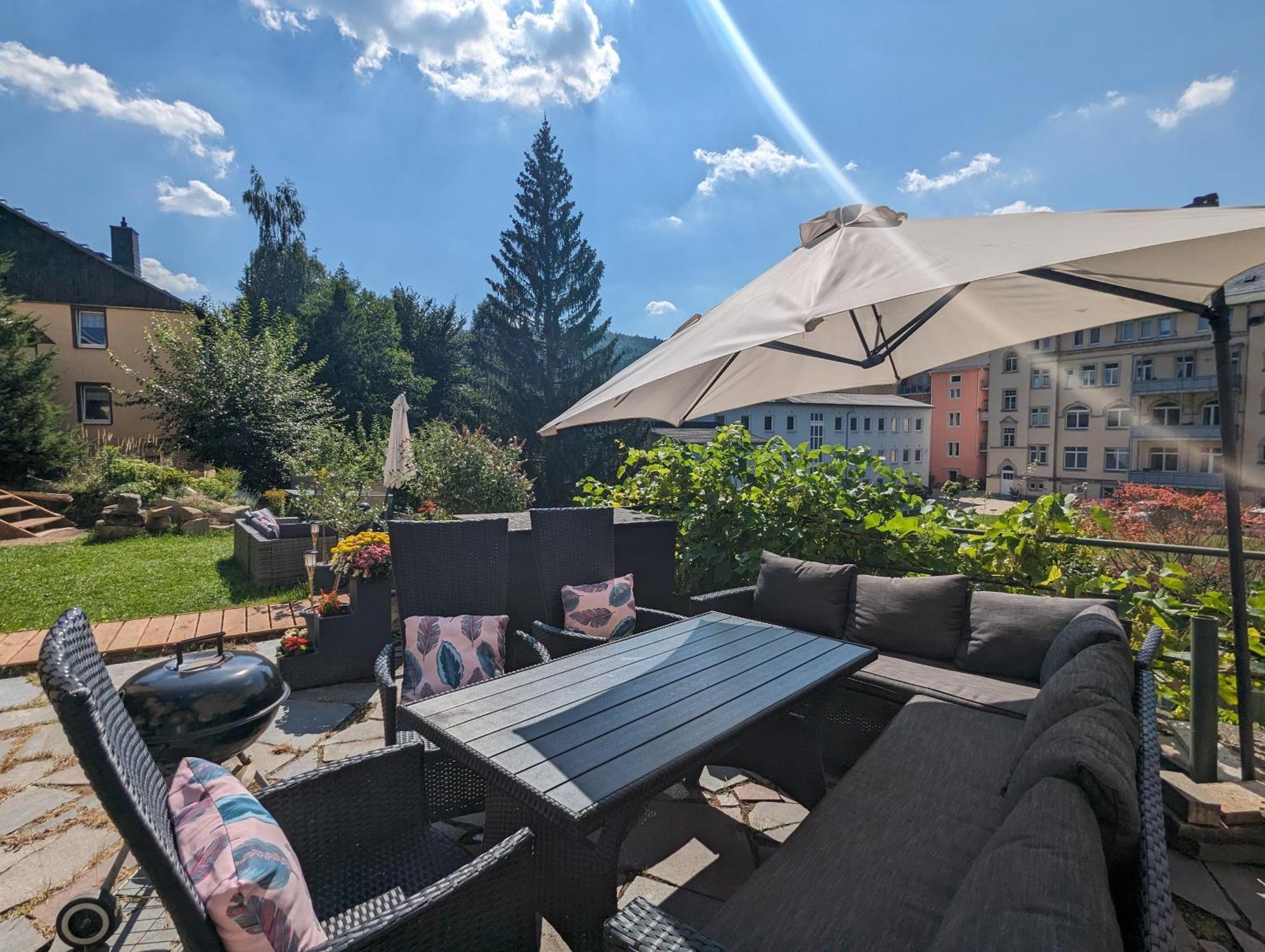 Hw3 - Urlaubsmagie - Helle, Grosse Wohnung Mit Pool Зебниц Екстериор снимка