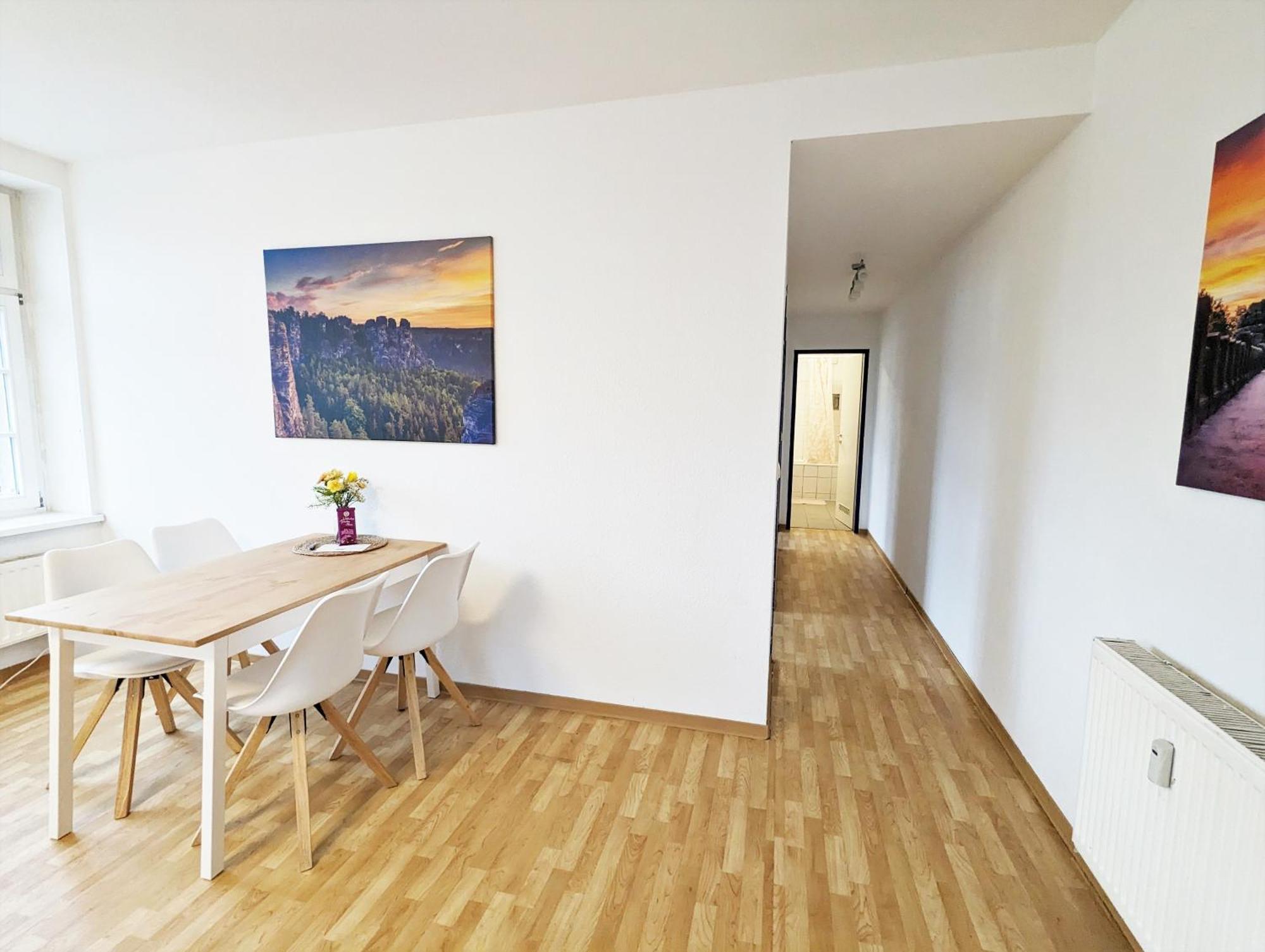 Hw3 - Urlaubsmagie - Helle, Grosse Wohnung Mit Pool Зебниц Екстериор снимка